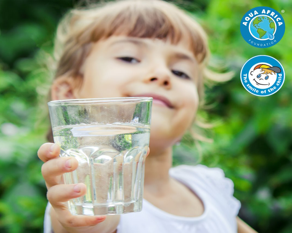 Child of the smile in Greece Child of the smile in Greece - Children need clear water